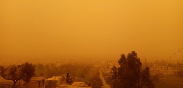 Μια όχι και τόσο Καθαρ(ή)ά Δευτέρα λόγω σκόνης 