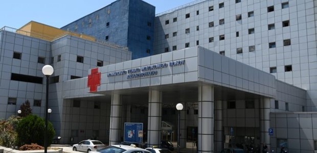 Έξι δίνουν μάχη ζωής στη ΜΕΘ του Νοσοκομείου