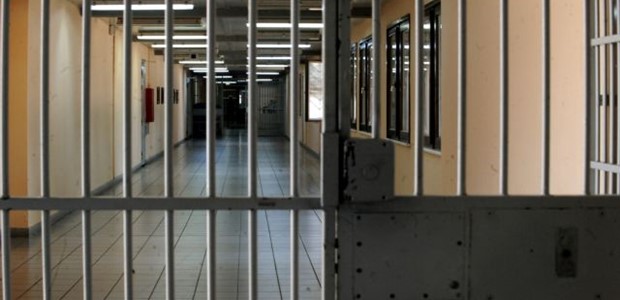 Πέντε νέα κρούσματα στις φυλακές Λάρισας 