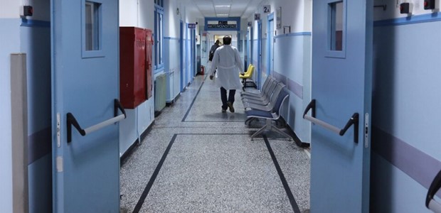 50 ασθενείς μεταφέρθηκαν από το ΓΝΛ σε ιδιωτικές κλινικές