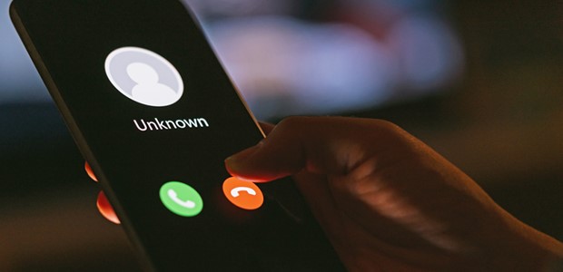 Aπόπειρα τηλεφωνικής απάτης σε επιχείρηση εστίασης