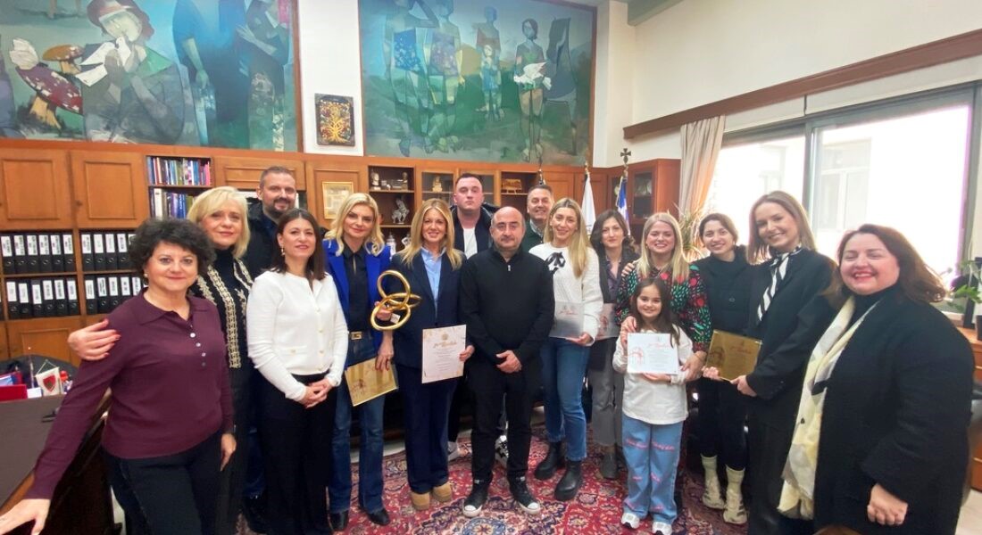 Βραβεία για τους καλύτερους Χριστουγεννιάτικους στολισμούς 