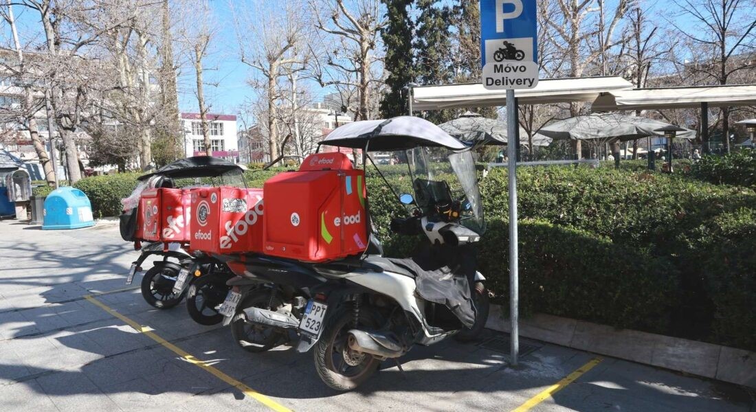 «Πράσινο φως» για τα δίκυκλα διανομής σε κεντρικούς δρόμους