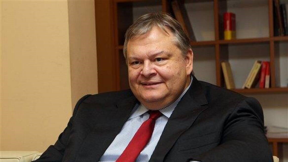 Βενιζέλος για Σόιμπλε: «Σε ένα υπόγειο μου πρότεινε το Grexit»