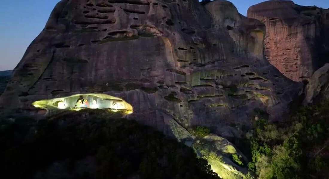 Φωταγωγήθηκε το “μάτι του Θεού”