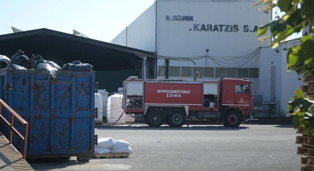 Ξαναχτίζει το εργοστάσιο μετά την πυρκαγιά του Αυγούστου