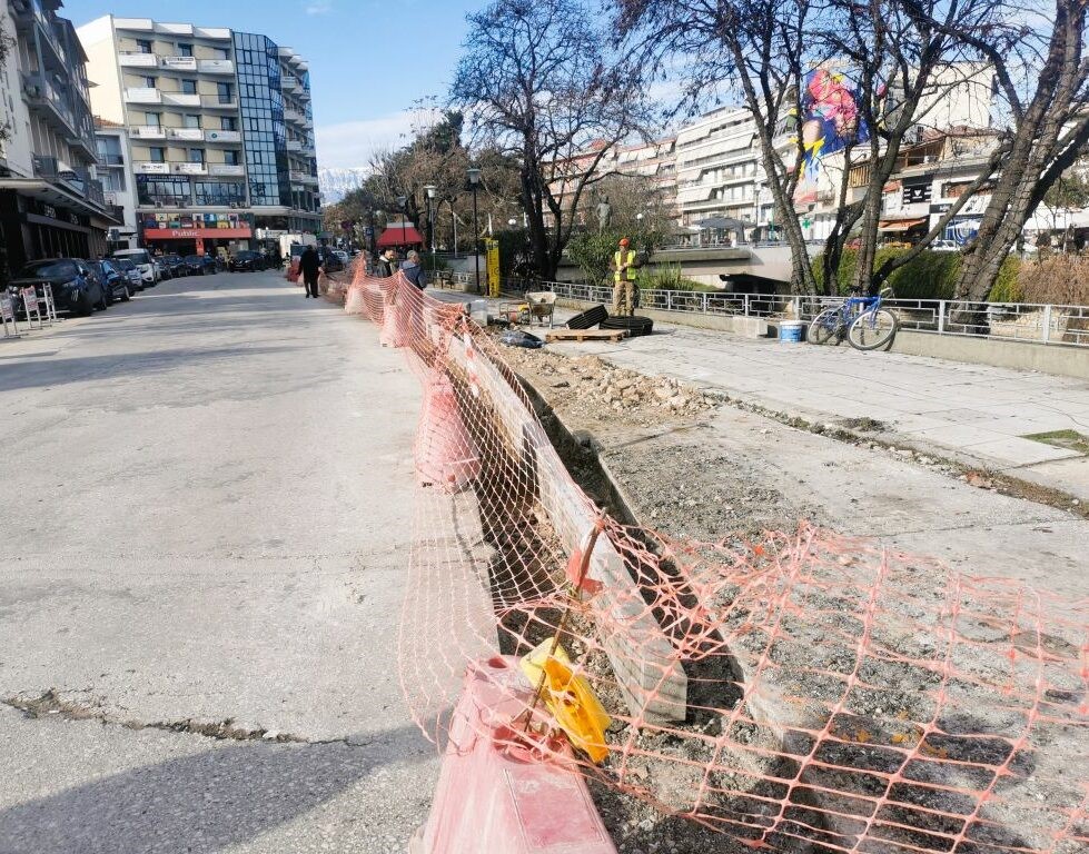 Τρίκαλα: Ξεκίνησαν τα έργα και στην οδό Κανούτα