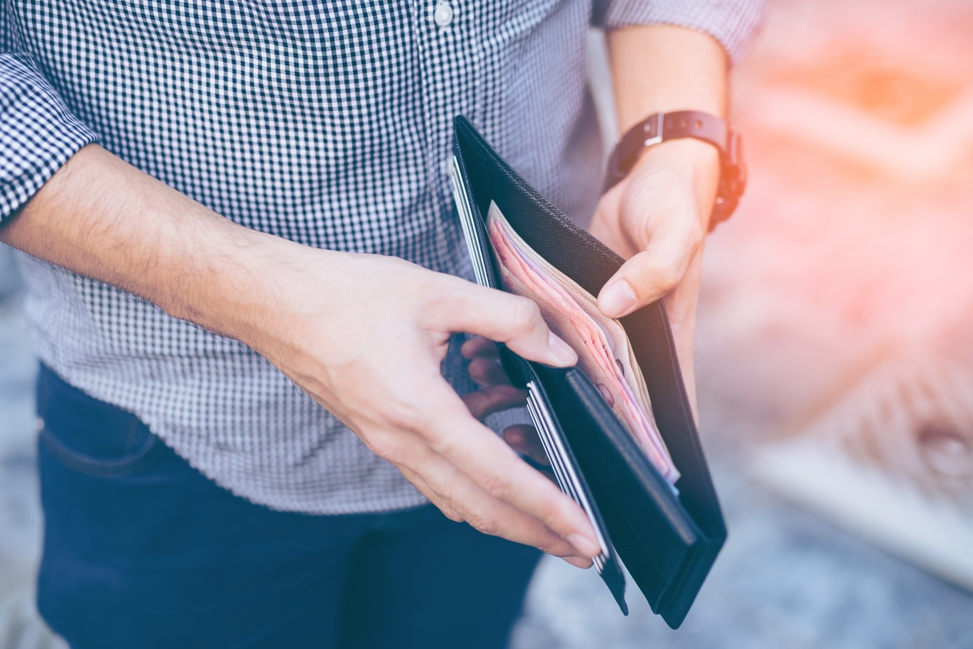 Αυξήθηκε ο μέσος μισθός το 2023