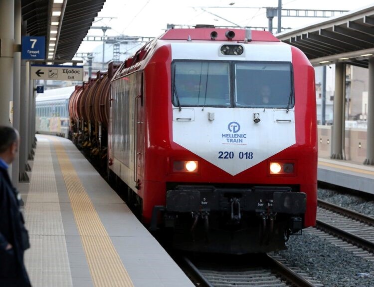 Ακινητοποιήθηκε αμαξοστοιχία της "Hellenic Train"