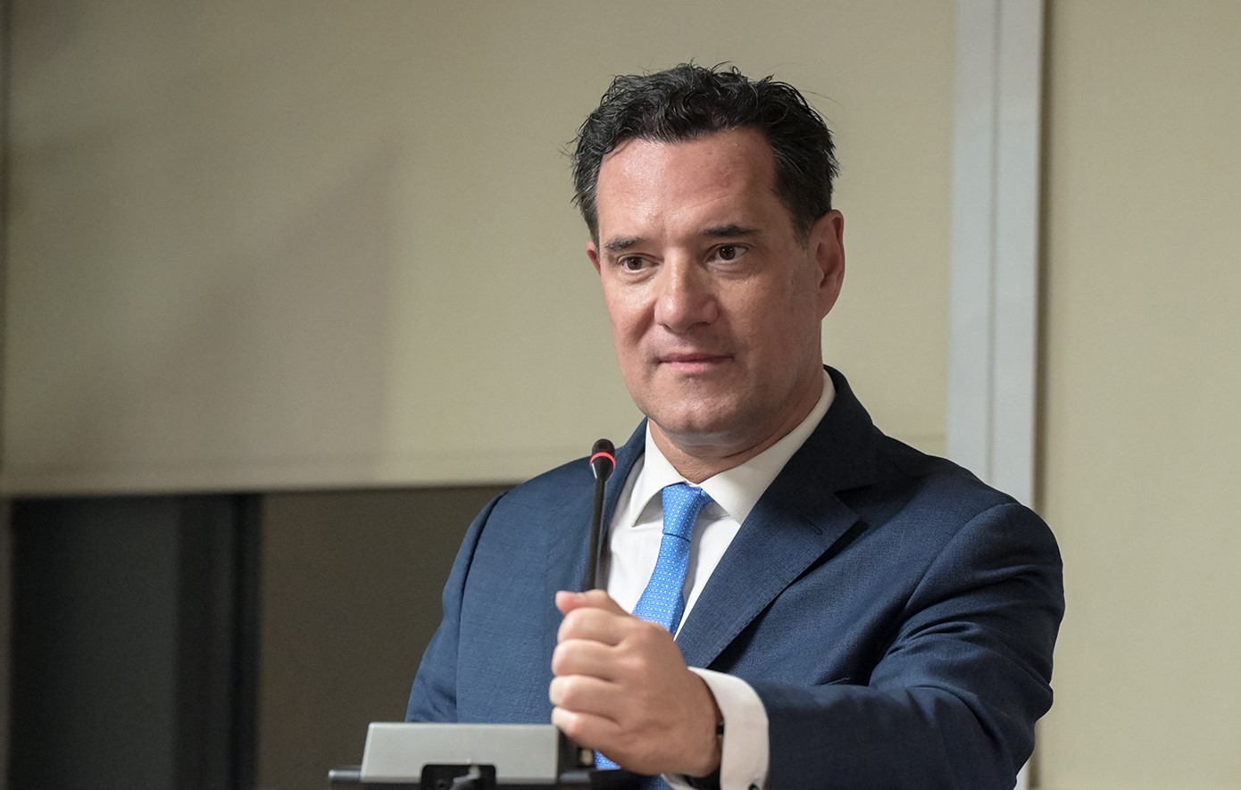 Σαφάρι εγκαινίων από τον υπουργό Υγείας Άδωνι Γεωργιάδη