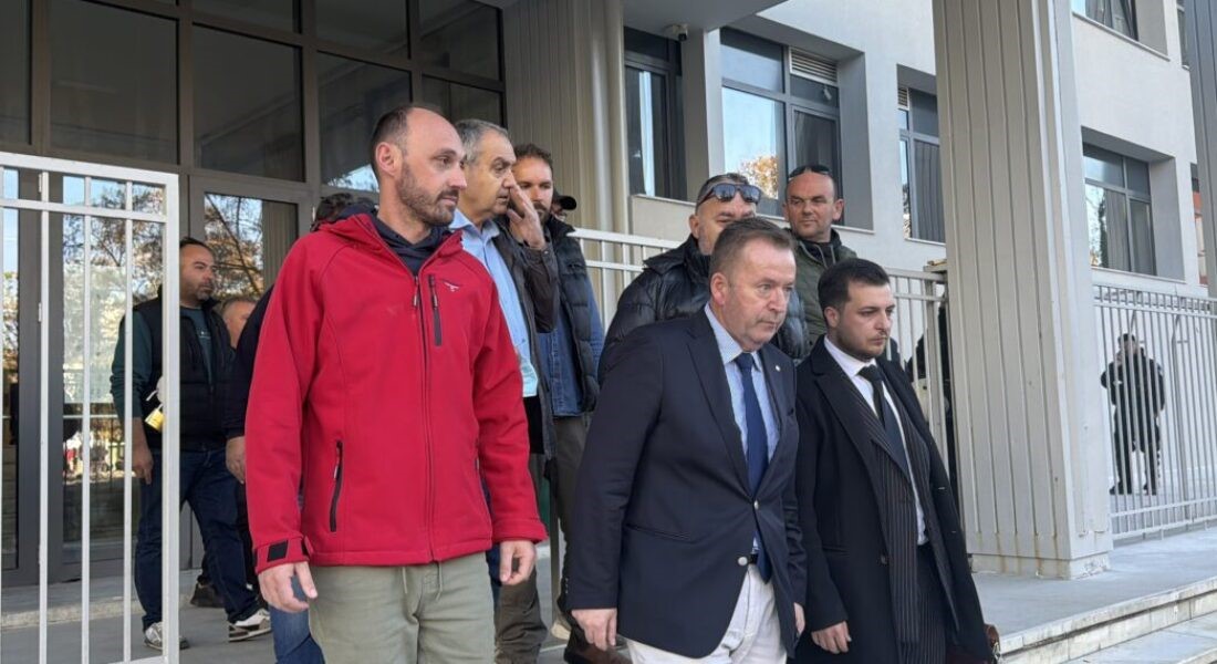 Ελεύθεροι οι αγρότες μετά το αυτόφωρο 