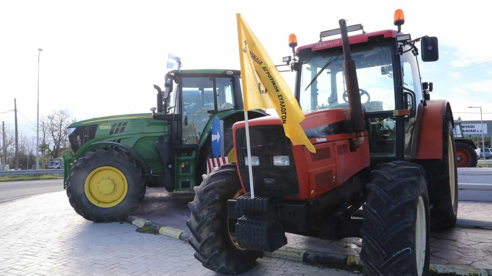 Με ΜΑΤ εμποδίστηκε η άνοδος των αγροτών στην ΠΑΘΕ