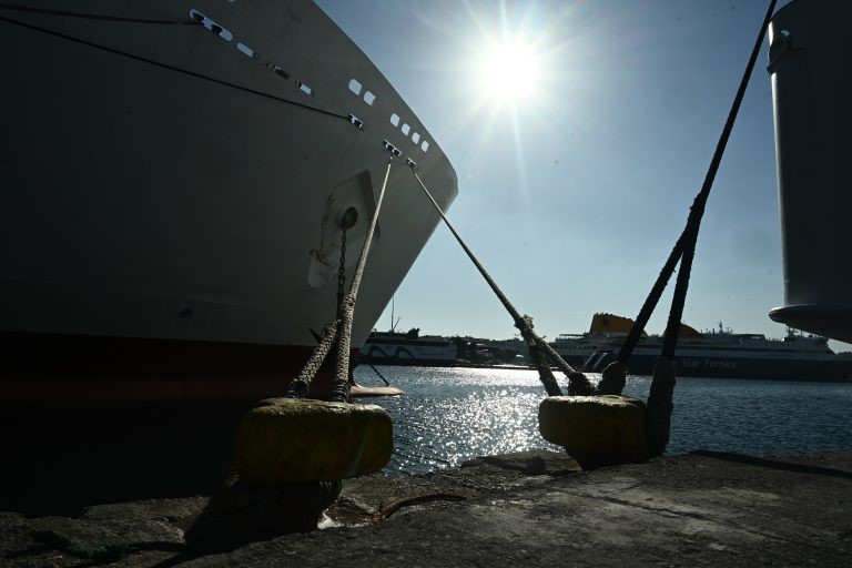Περικοπές στα δρομολόγια των Σποράδων 