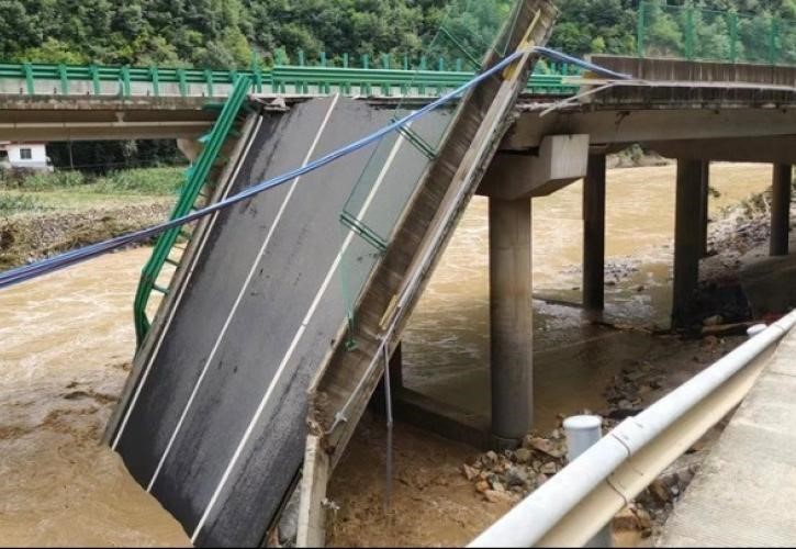 Στους 38 οι νεκροί από την κατάρρευση γέφυρας