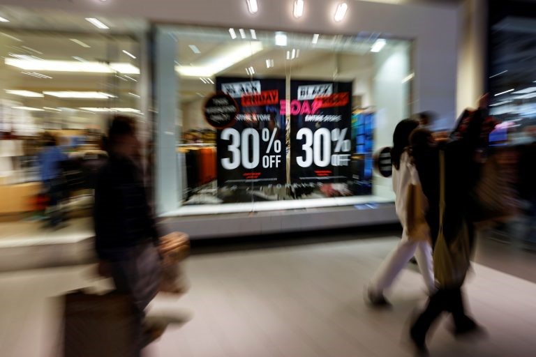 Black Friday: Ανοικτά καταστήματα την Κυριακή στην Λάρισα 