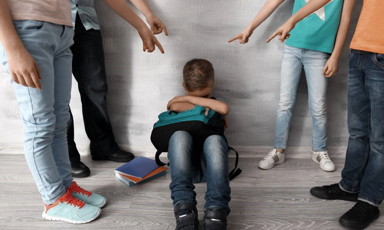 Έγδυσαν και ζωγράφισαν τα οπίσθια μαθητή δημοτικού