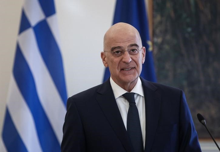 Θέση αρχής της Ελλάδας η στήριξη της Ουκρανίας