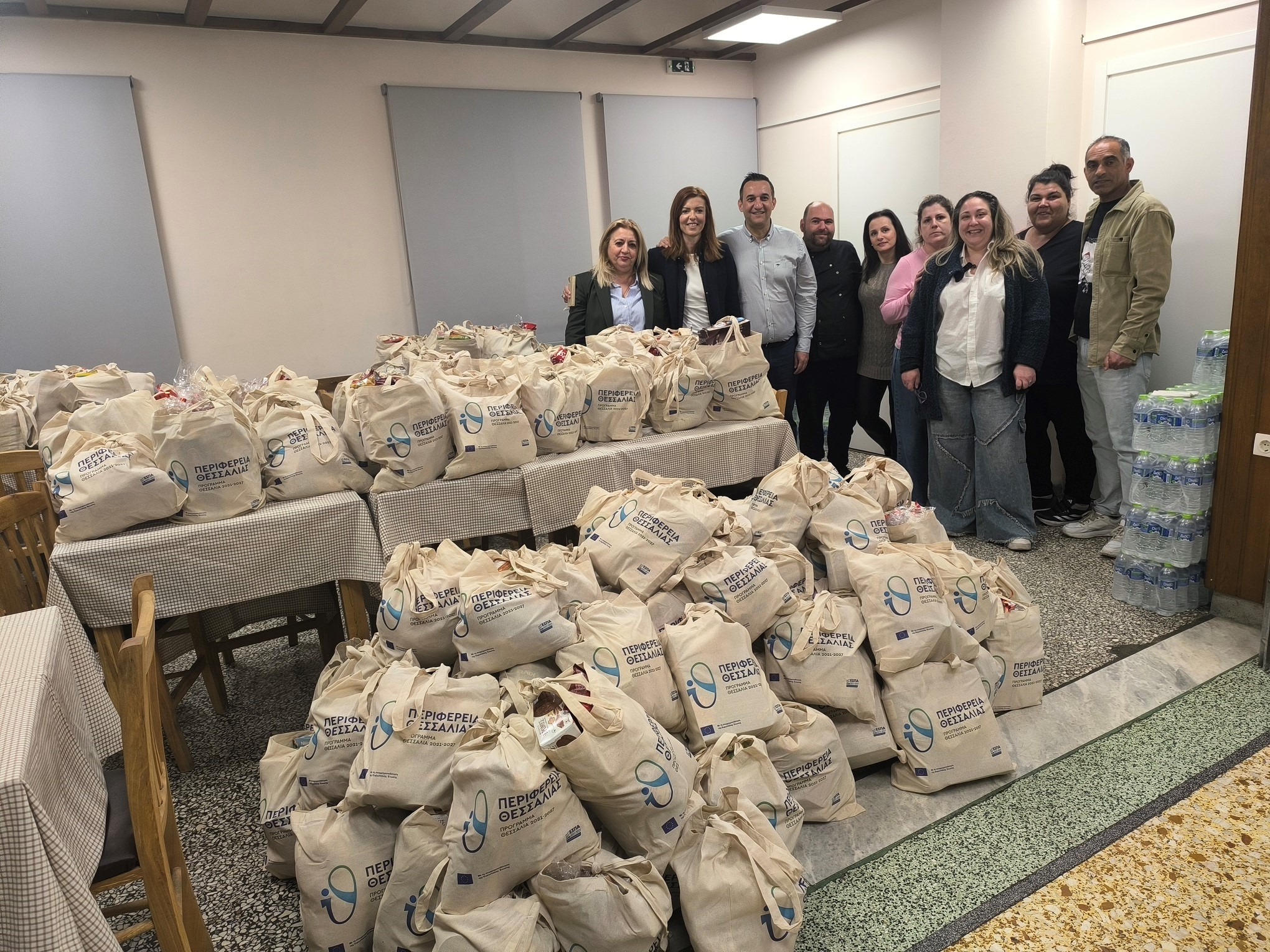 Πασχαλινό καλάθι σε σεισμοπαθείς και αστέγους