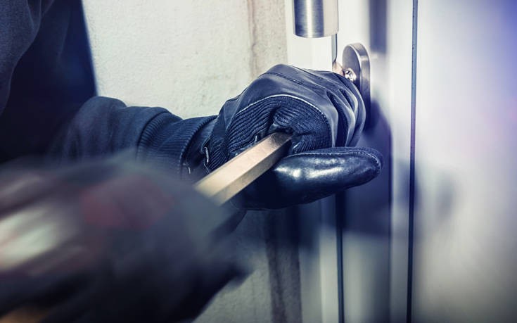 Λάρισα: Eξαρθρώθηκε 9μελής σπείρα