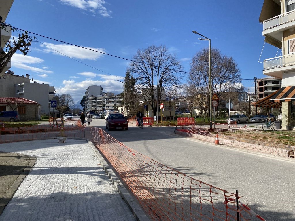 Νέα υπερυψωμένη διάβαση στο κέντρο της πόλης