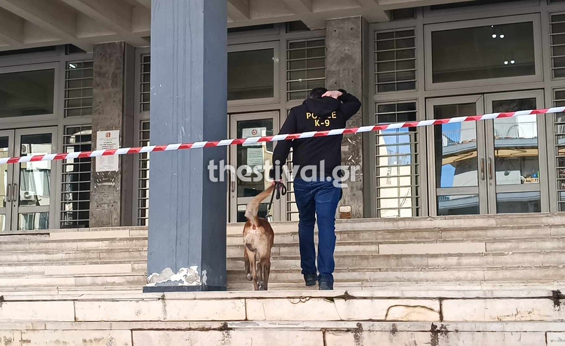 Επικίνδυνη βόμβα περιείχε φάκελος στο Δικαστικό Μέγαρο