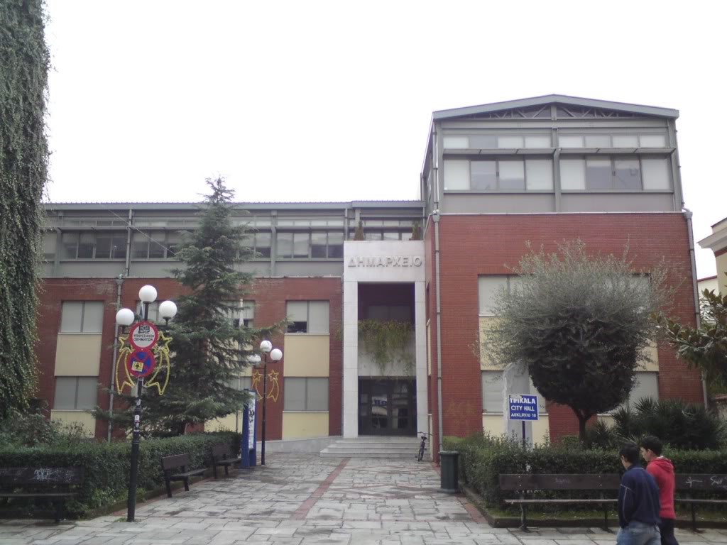 Συμβολικό “λουκέτο” σήμερα στους δήμους