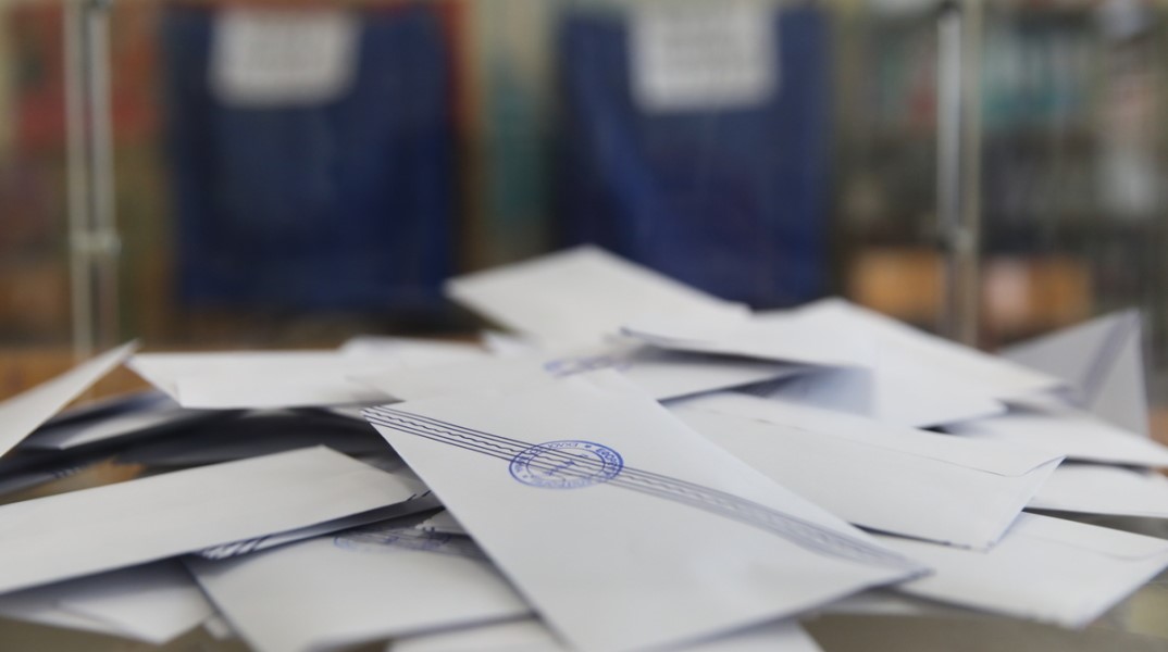 Ισχυρό προβάδισμα της ΝΔ με 17,2%