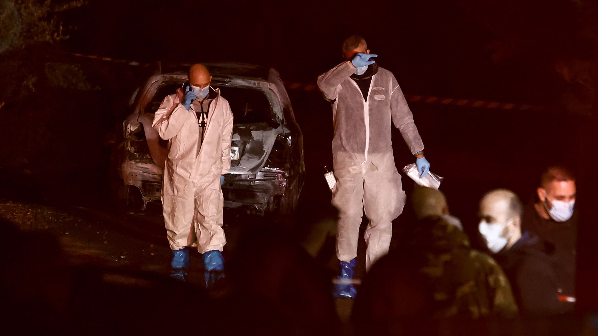 Τι ερευνά η ΕΛ.ΑΣ. για την εκτέλεση στη Μάνδρα