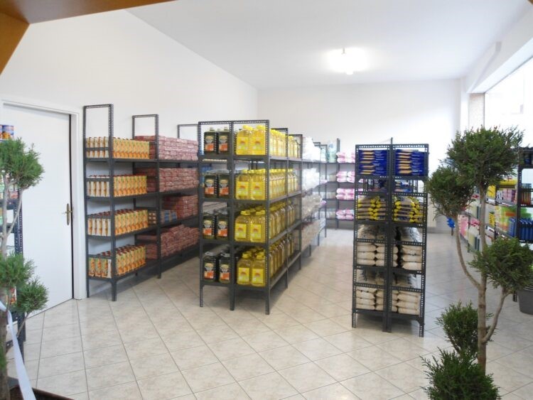 Διανομή τροφίμων από το Κοινωνικό Παντοπωλείο