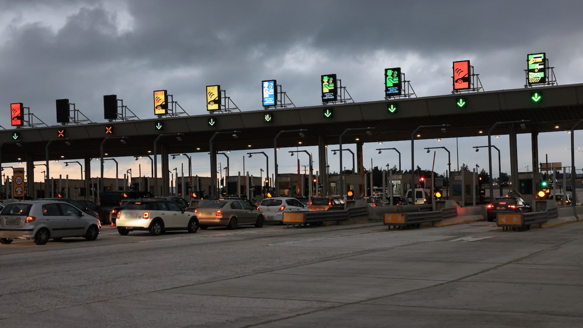 Μειωμένη η έξοδος για τις φετινές γιορτές