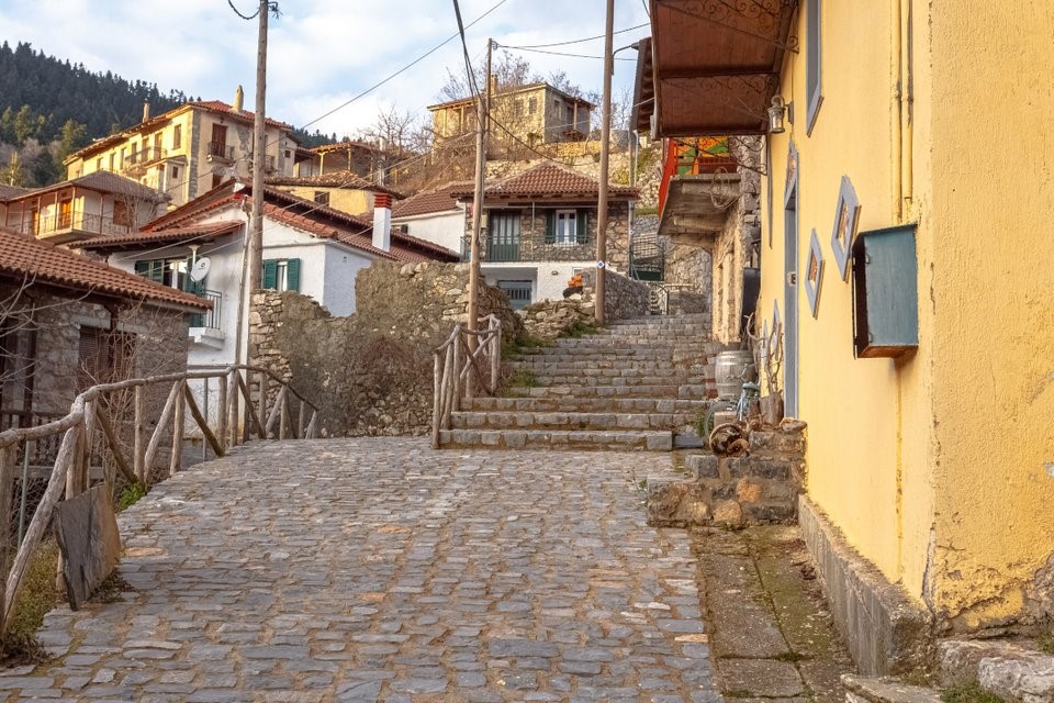 "Δεν αρκεί να φέρουμε κόσμο, πρέπει να μπορούν να μείνουν"