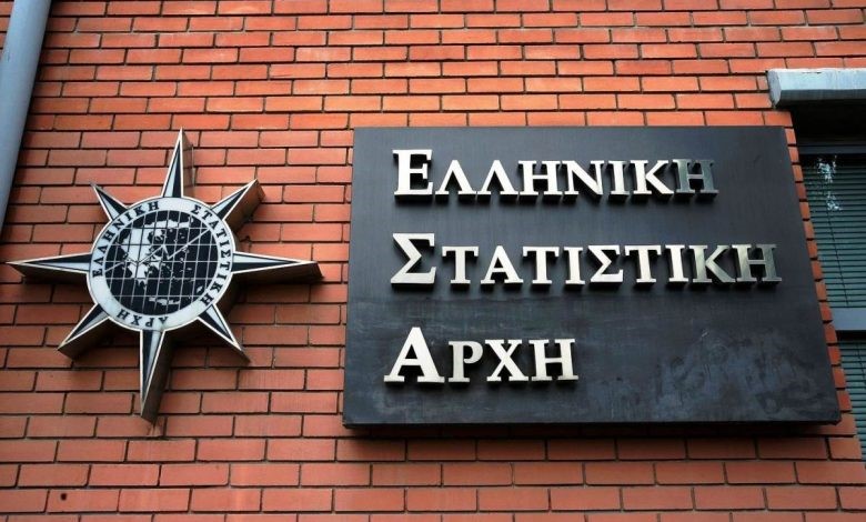 Μείωση 1,9% των θανάτων στη Θεσσαλία το 2025