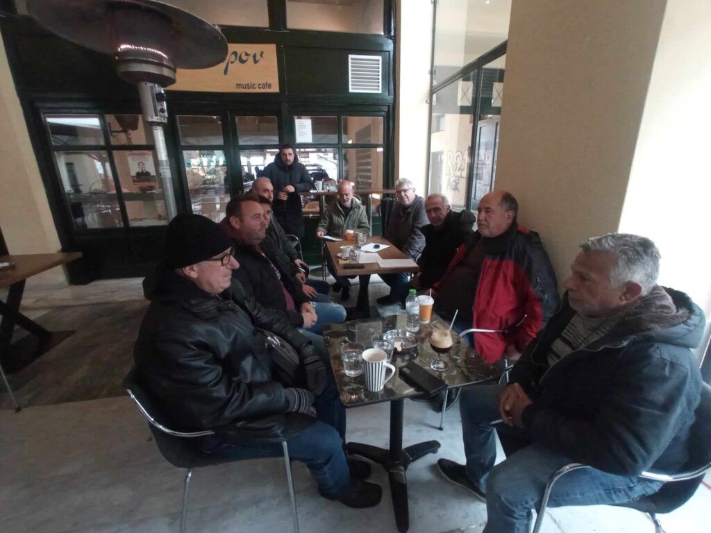 Κλιμακώνουν τις κινητοποιήσεις οι αγρότες