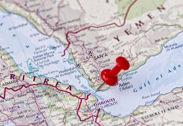 Νέα επίθεση των Χούθι σε πλοίο μεταφοράς container