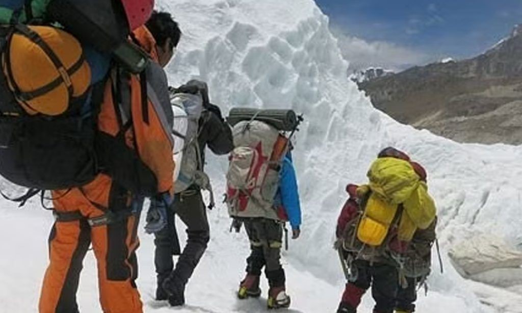 Υποχρεωτική η χρήση τσιπ εντοπισμού για όλους τους ορειβάτες