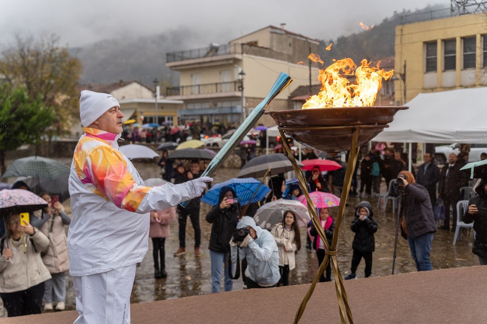 Με λαμπρότητα η υποδοχή της Ολυμπιακής Φλόγας 