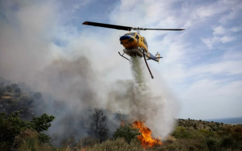 Υπό έλεγχο η φωτιά στην Αγία Τριάδα Φαρσάλων