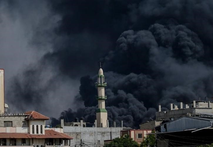 Συνεχίζονται οι βομβαρδισμοί στη Γάζα 