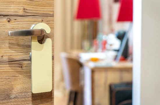 1,6 εκατ. διανυκτερεύσεις στα τουριστικά καταλύματα της χώρας