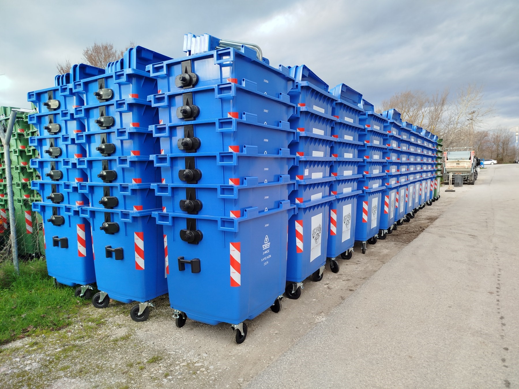 Λάρισα: Νέοι κάδοι απορριμμάτων