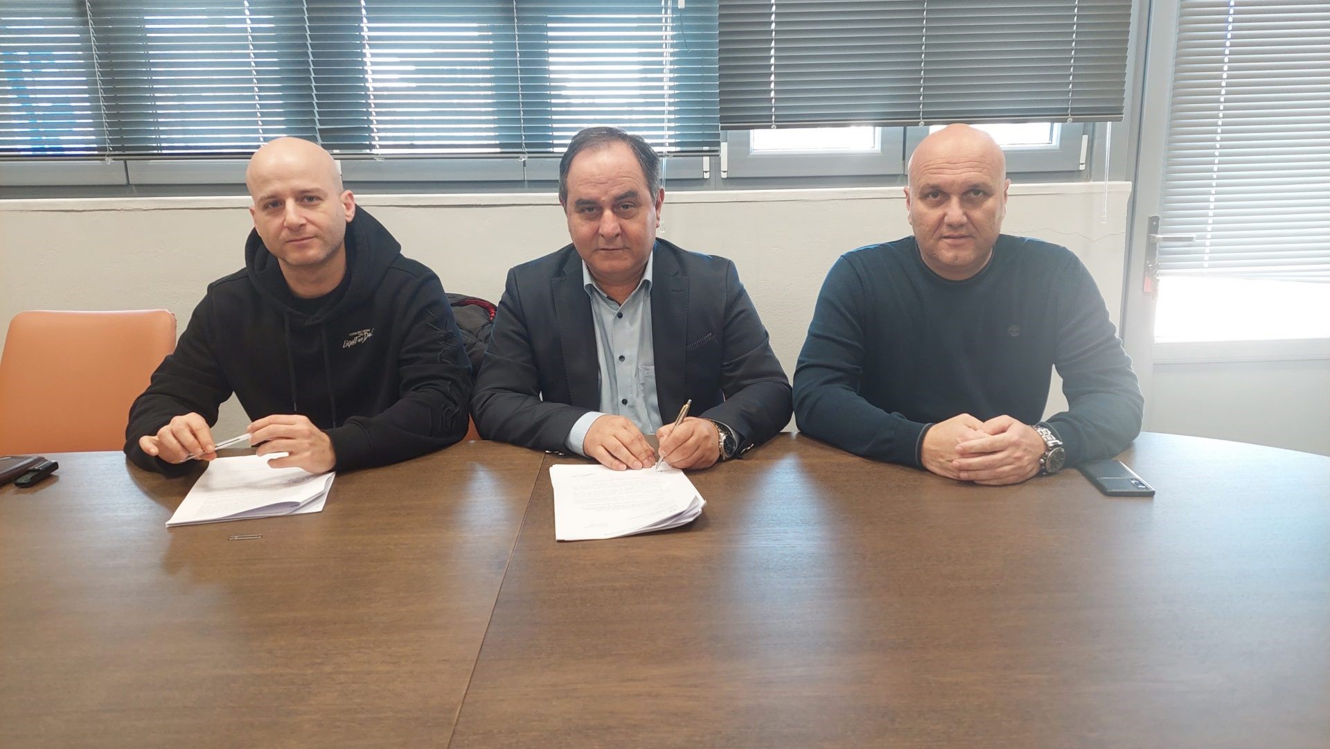 Yπογραφές για το οδικό έργο Καρδιτσομαγούλας – Μακρυχωρίου