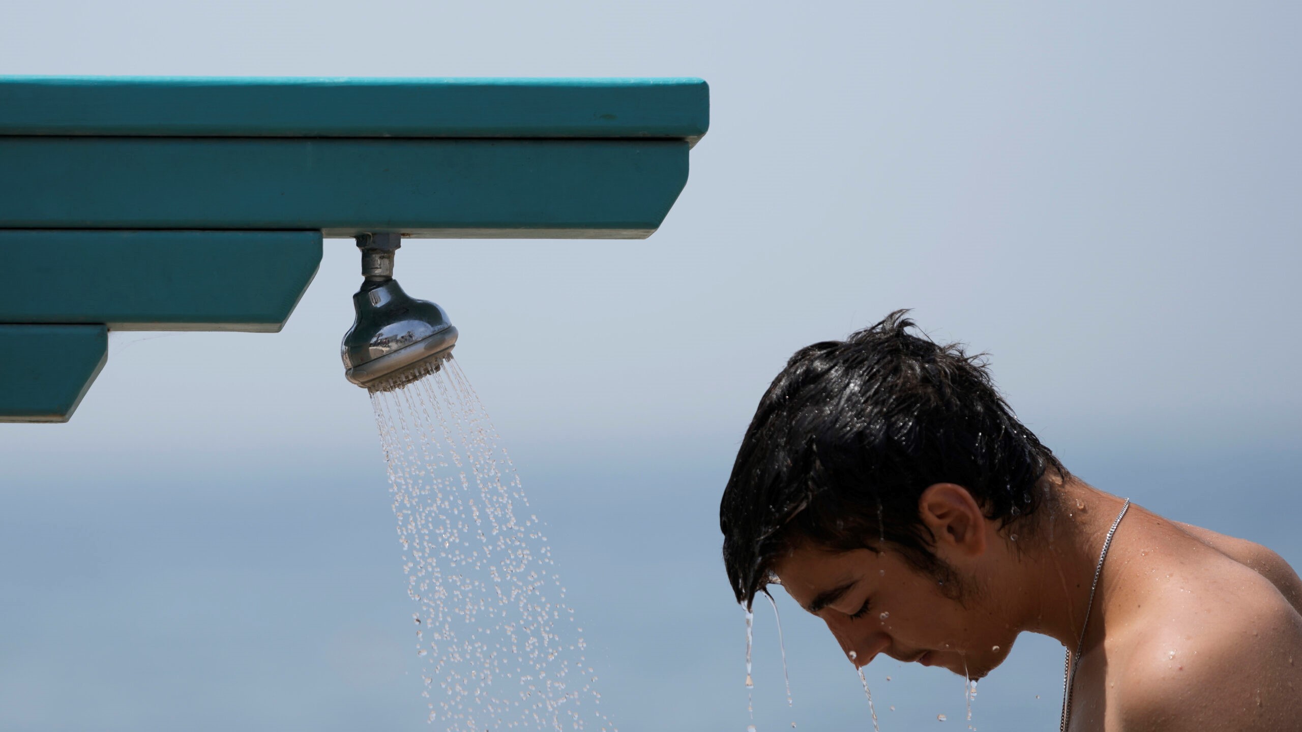 "Καμίνι" η χώρα για 15η ημέρα