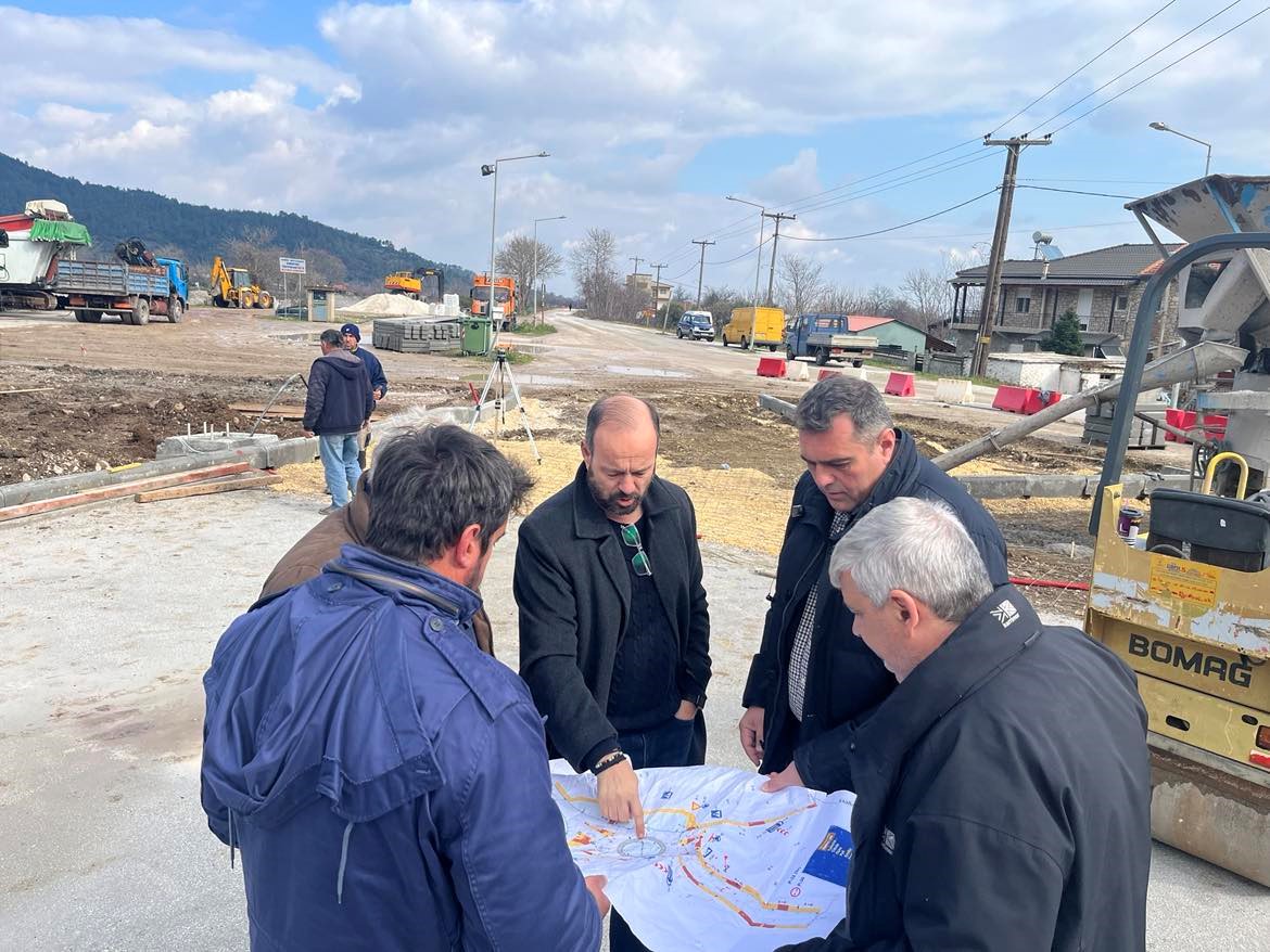 Αυτοψία στα έργα κατασκευής του κυκλικού κόμβου