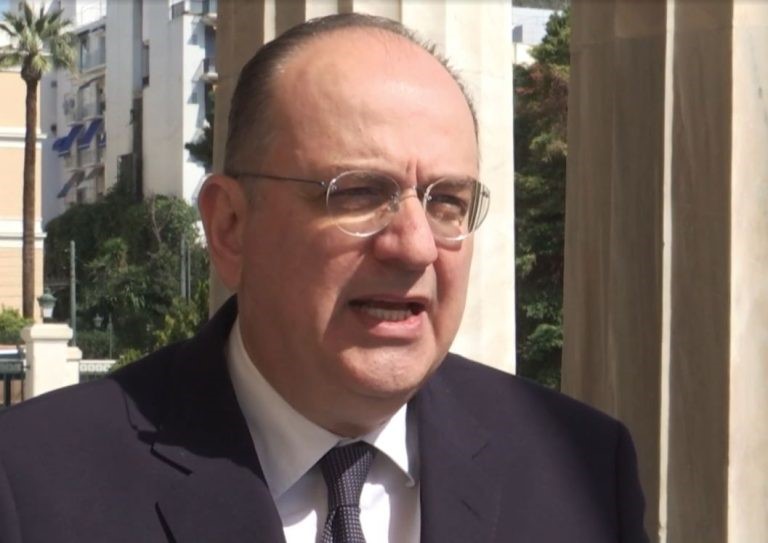 Παραιτήθηκε ο Μακάριος Λαζαρίδης 