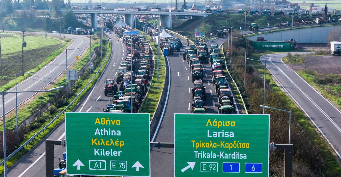 Οι αγρότες κλείνουν το απόγευμα τους παρακαμπτήριους