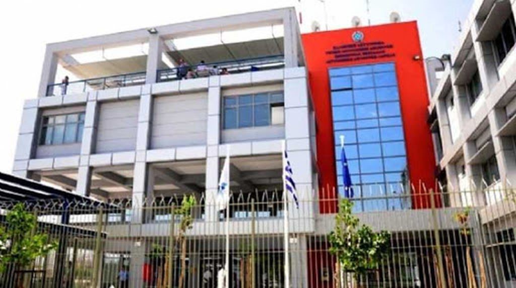 Δύο συλλήψεις για καβγά σε γραφείο της Λάρισας 