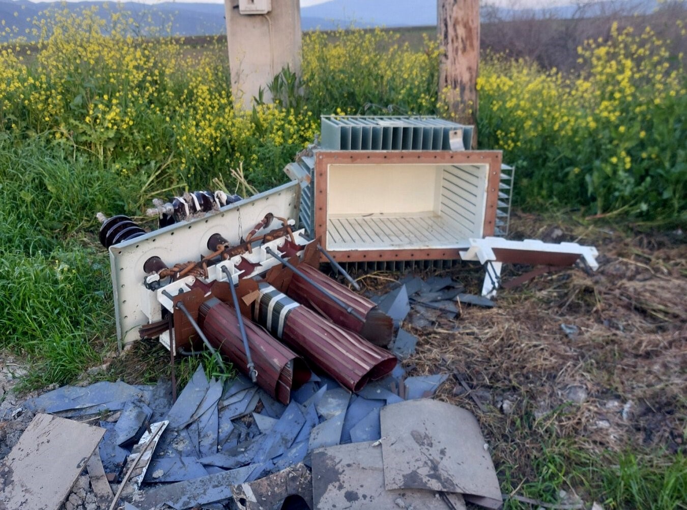 Μπαράζ ζημιών σε μετασχηματιστές της ΔΕΗ στα παρακάρλια