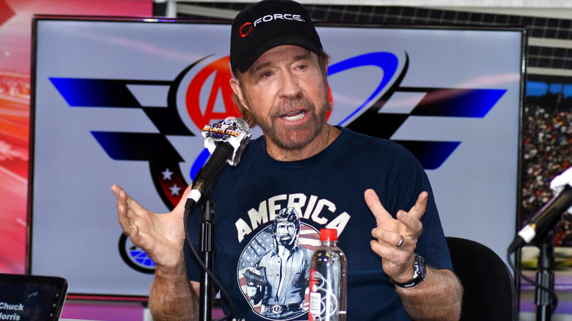 Πέθανε ο Τσακ Νόρις, σε ηλικία 86 ετών