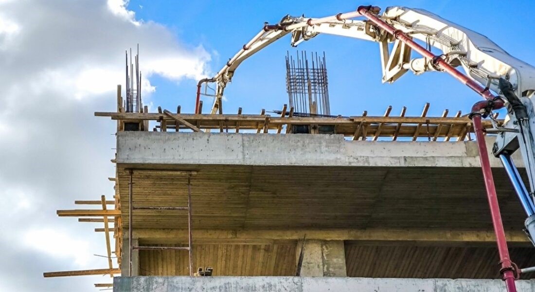 Οικοδομικές άδειες θα εκδίδει το κτηματολόγιο