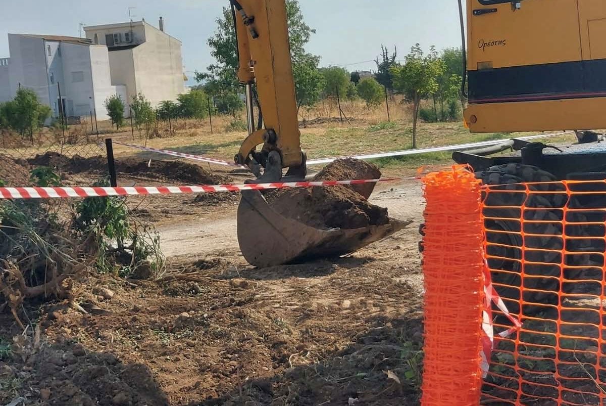 Kλιμάκιο του Στρατού απομακρύνει με ασφάλεια την οβίδα